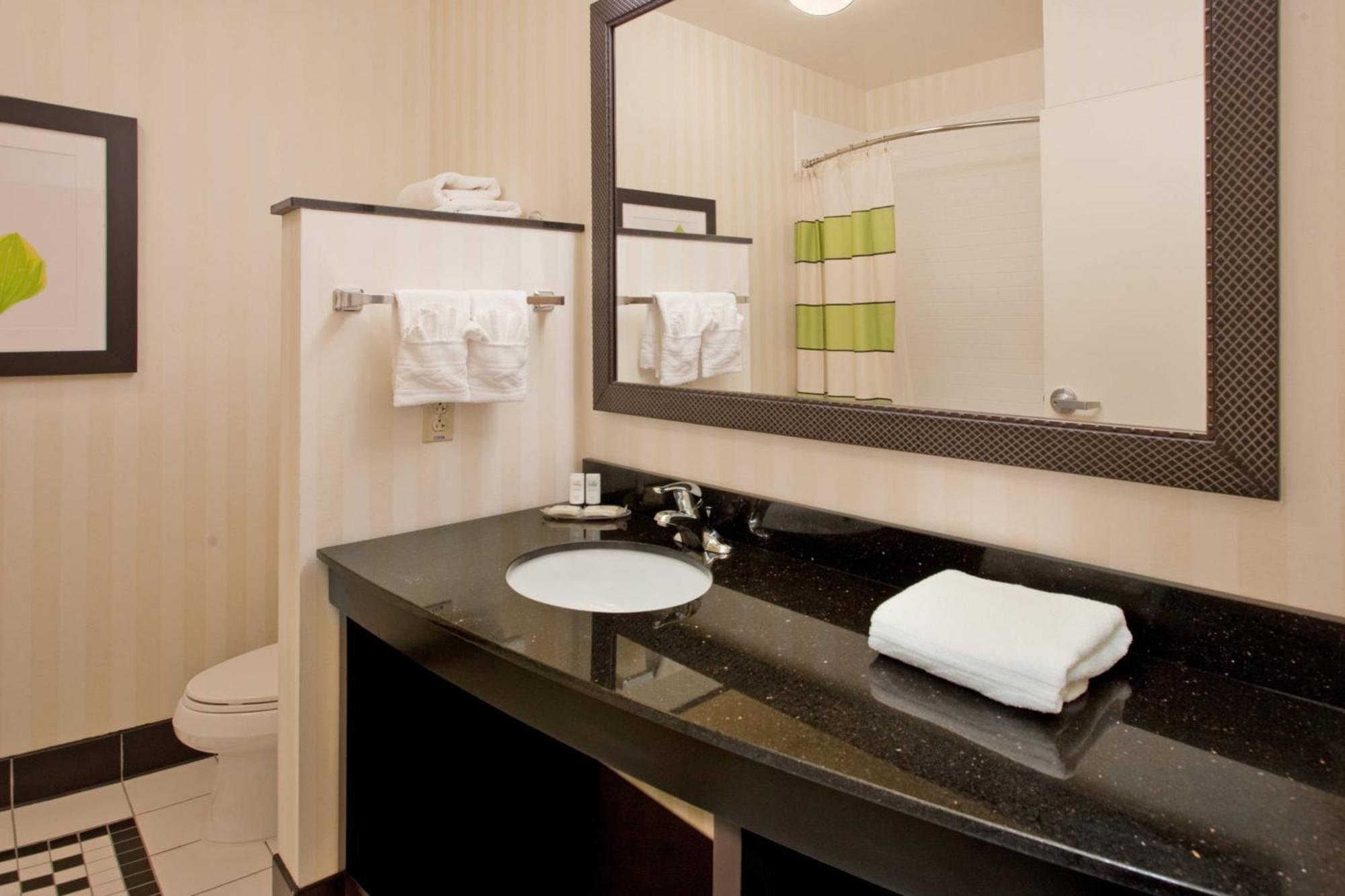 Fairfield Inn & Suites By Marriott Kearney Habitación foto
